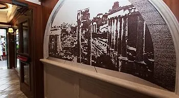 Hotel Romano 2*, Rome